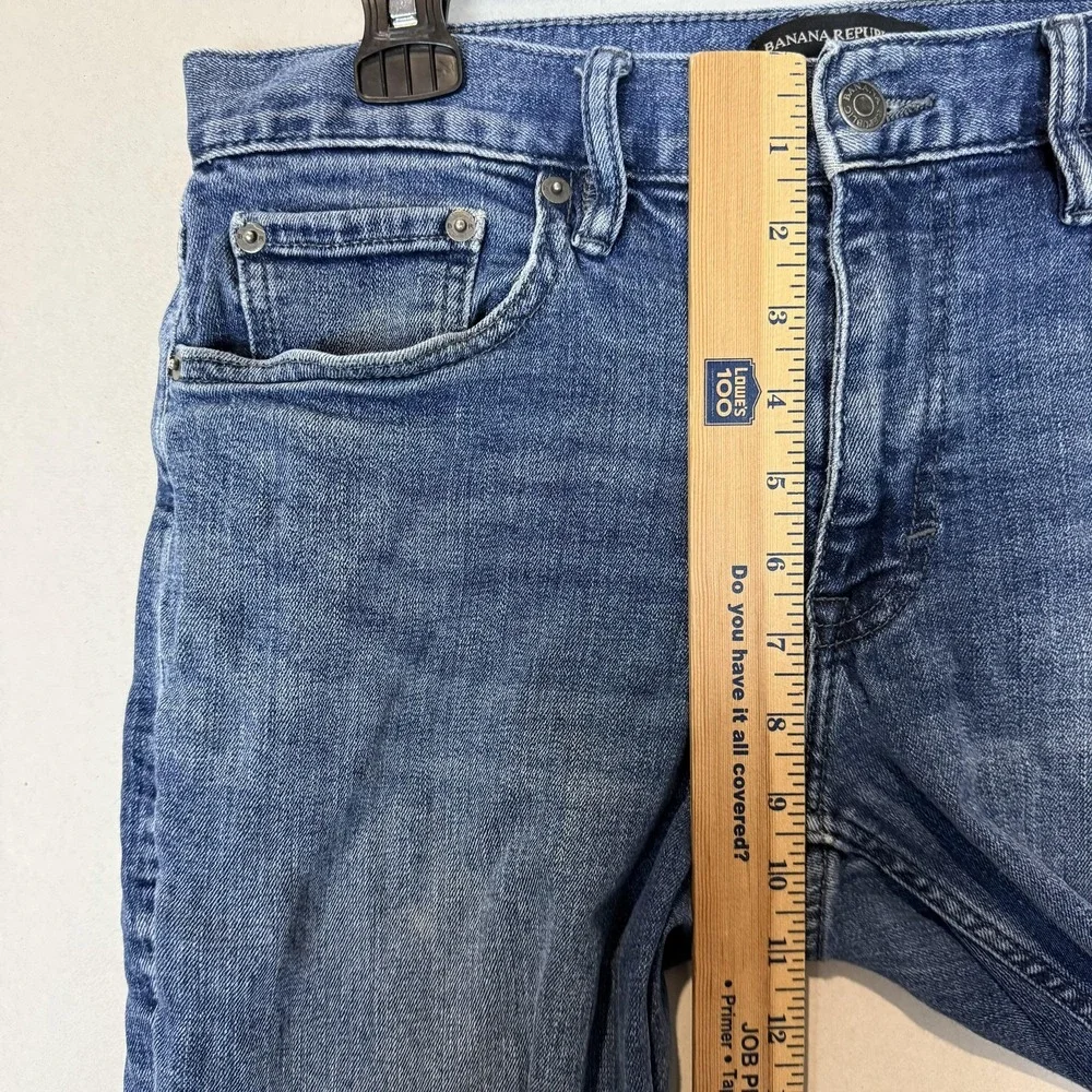 Banana Republic Jeans Mens 31x30 Blue Medium Wash Slim Tapered Stretch Denim